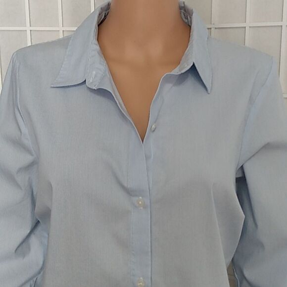Apt. 9 Tops - APT‎ 9 ESSENTIALS Womens Light Blue Pinstripe Button Down Shirt Size 16